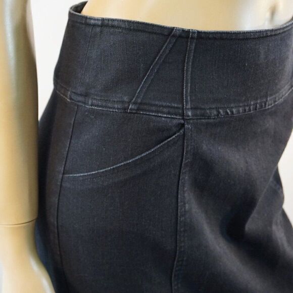 Womens A-Line Skirt Black Lace Up Zip Up Stretch Size 8 Mod Groovy - Picture 7 of 10